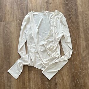 CALIA Size M cream top